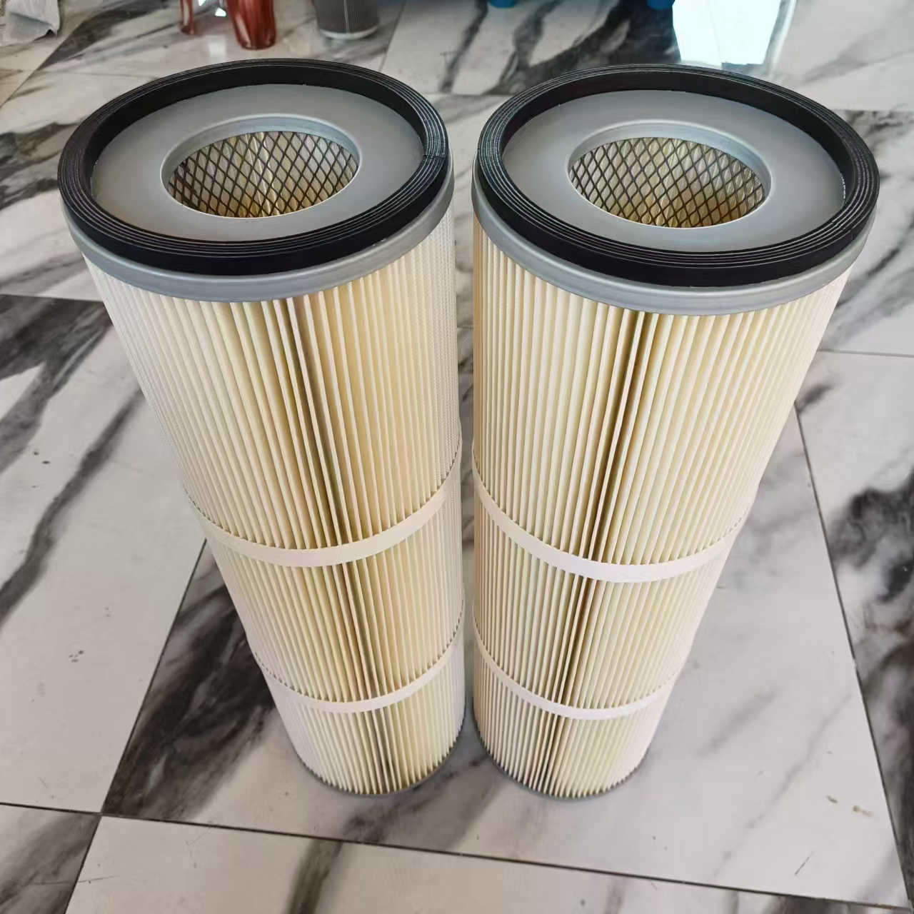 覆膜阻燃工業(yè)除塵濾芯噴塑噴粉噴砂機工業(yè)粉塵濾筒