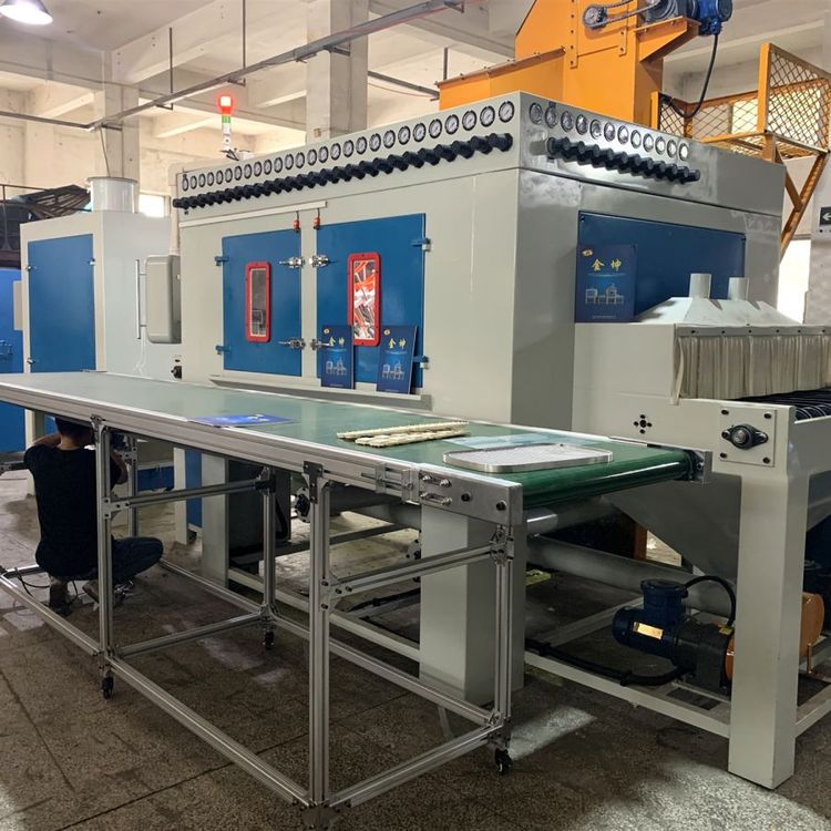 5G新能源材料48槍平面輸送式毛邊清理機(jī)金坤太陽(yáng)能光伏噴砂機(jī)