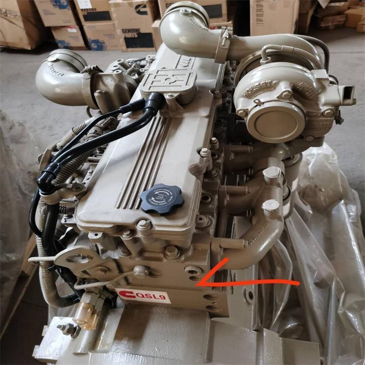 徐工挖掘機(jī)壓路機(jī)配置康明斯4BT6BT6CTQSL9QSM11發(fā)動(dòng)機(jī)總成廠家