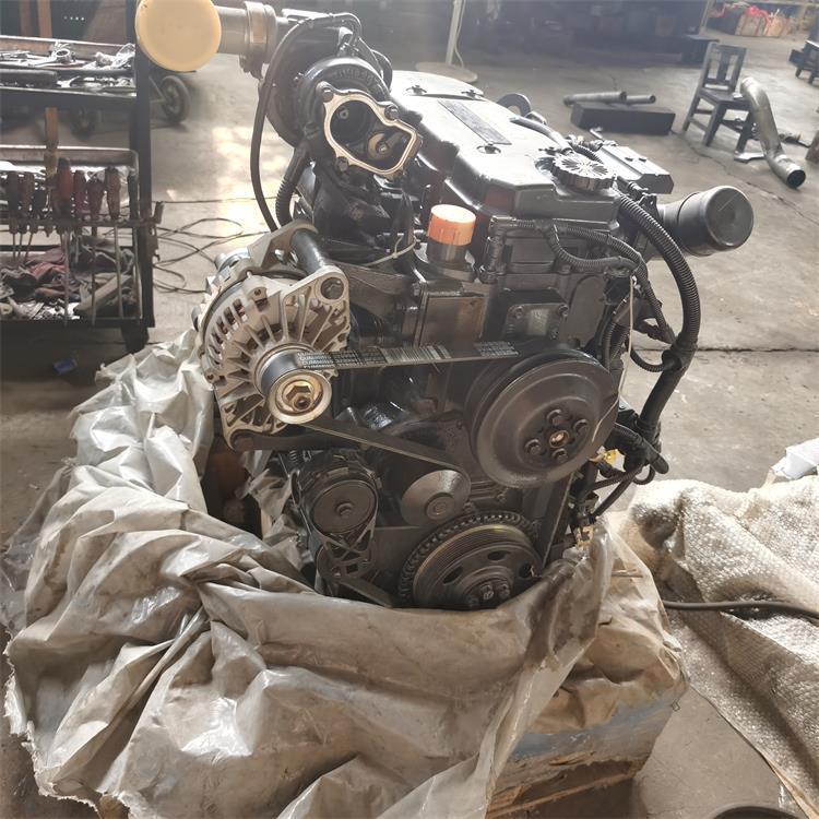 康明斯QSF2.8\/3.8CM2880F104F105F108F114F107發(fā)電機(jī)總成