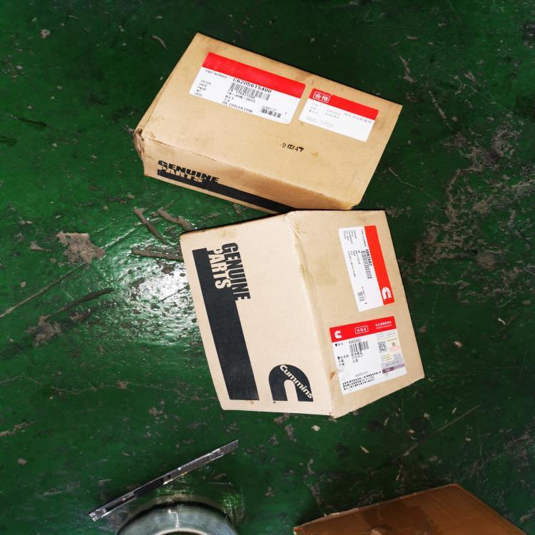 ISM11-QSM11-M11機(jī)油冷卻器4BT3.96BT5.9中冷器缸體散熱器