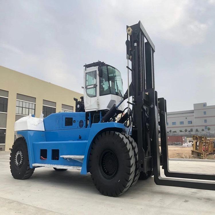 華南重工50噸重型叉車參數(shù)配置風(fēng)電行業(yè)叉車價格唐山港口碼頭大件裝卸叉車