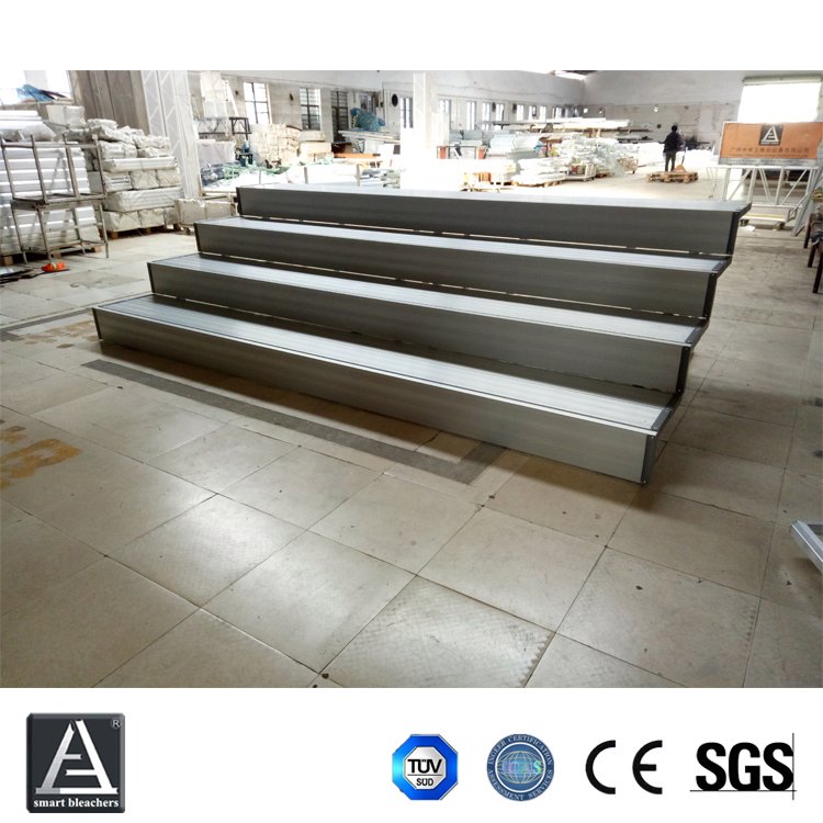 鋁合金4層合唱臺階供應學校學生軍訓畢業(yè)典禮運動會站立合影臺