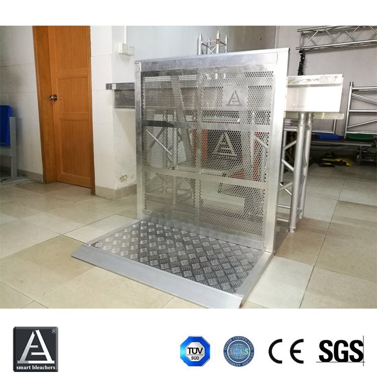 大小型音樂演唱會安全護(hù)欄人群障礙隔離防護(hù)欄鋁合金防爆欄