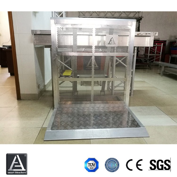 工廠鋁合金簡(jiǎn)易折疊防爆欄戶外大型體育館防爆亂隔離欄