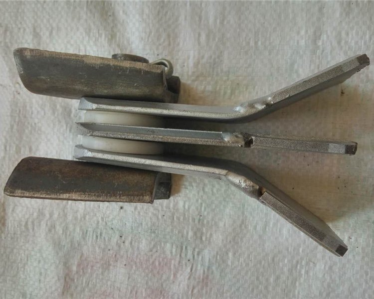 農(nóng)用玉米收割機(jī)秸稈還田機(jī)刀農(nóng)機(jī)配件開元合金粉碎機(jī)滅茬機(jī)刀片