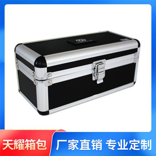 專業(yè)單個(gè)話筒盒鋁合金設(shè)備箱門窗展示箱手提鋁合金箱