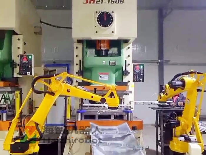 自動沖壓機器人-數(shù)控沖床機械手四軸沖壓機械手HC1400-4