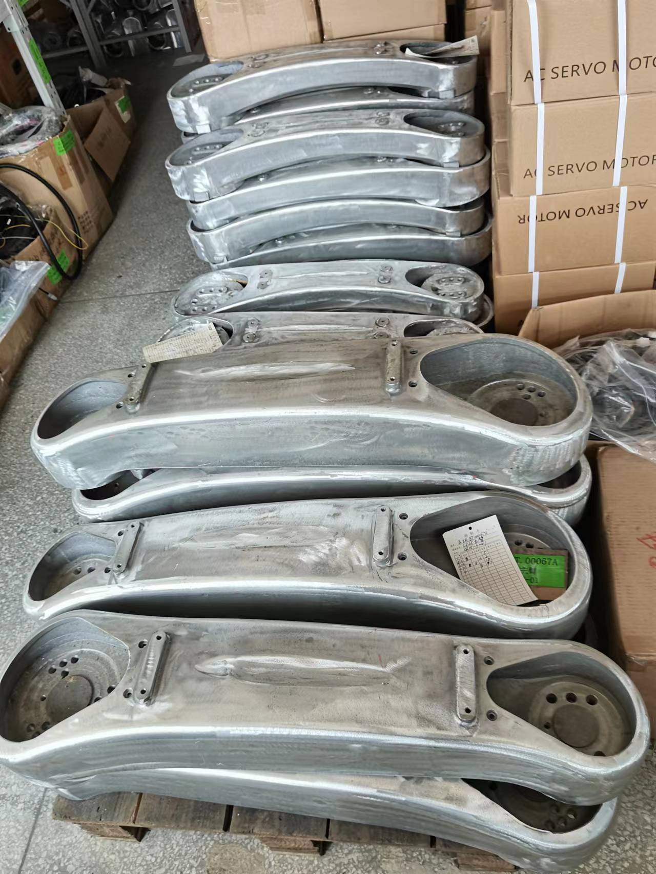 工業(yè)機(jī)器人本體裸機(jī)光機(jī)鐵鋁鑄件配件零部件整套外殼