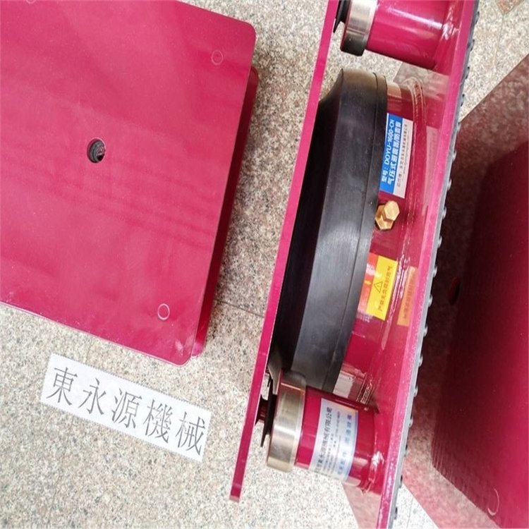 模切沖床減震腳墊喇叭網(wǎng)模切沖床膠墊繡花機(jī)避震器找東永源