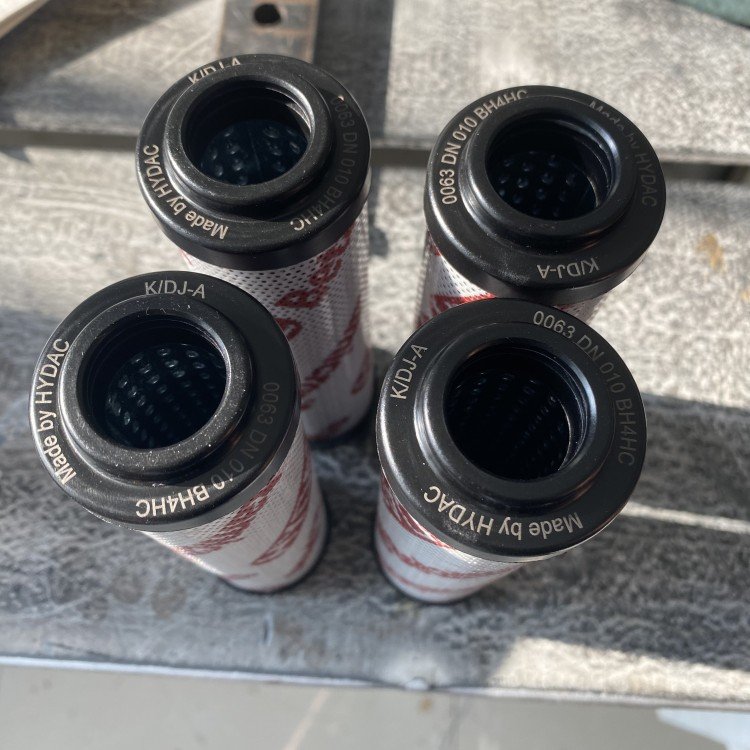 0063DN010BH4HC液壓油濾芯潤(rùn)滑油過(guò)濾器工業(yè)機(jī)械設(shè)備過(guò)濾油閥