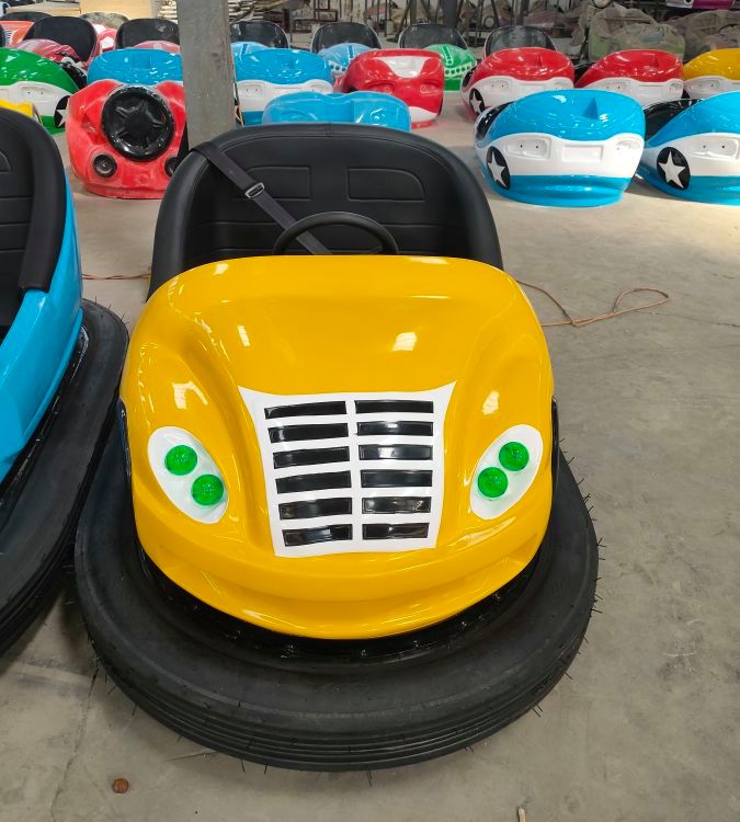 游樂(lè)設(shè)備地網(wǎng)碰碰車(chē)電瓶廣場(chǎng)游樂(lè)園碰車(chē)樂(lè)之翔生產(chǎn)定制