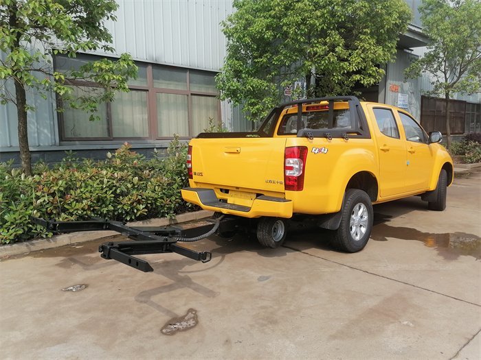 日產(chǎn)4驅(qū)皮卡清障車(chē)上汽大通3噸托臂救援車(chē)分期修理廠快速拖路虎