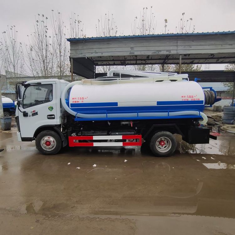 吸糞車(chē)城市大中型吸污車(chē)化糞池養(yǎng)殖場(chǎng)抽糞車(chē)可定制康源