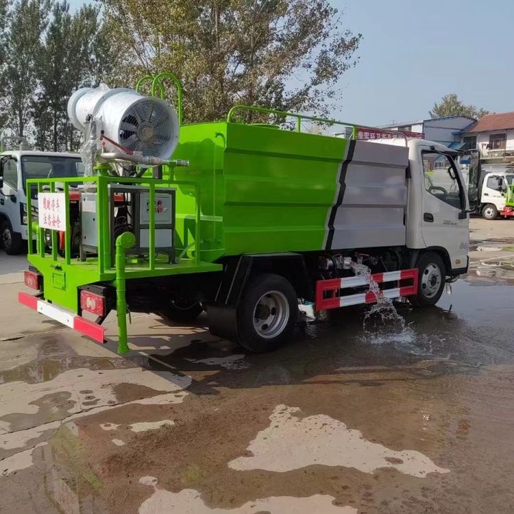 大型多功能國(guó)六灑水車道路抑塵噴灑車操作簡(jiǎn)單康源