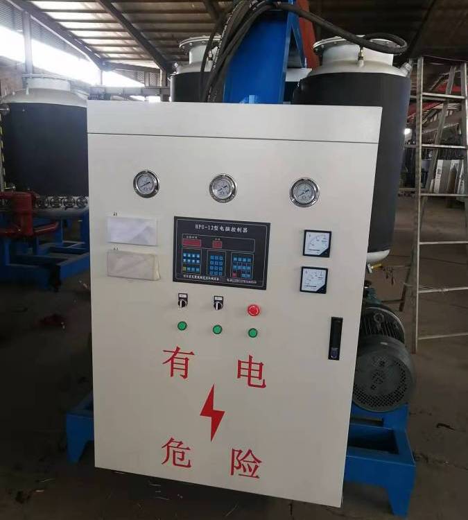 管道保溫發(fā)泡聚氨酯保溫板材澆注機聚氨酯高壓發(fā)泡機設備