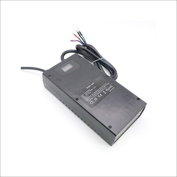 谷潤源認證全高效可定制8串鐵鋰28.8V36A大功率1200W帶通訊充電器