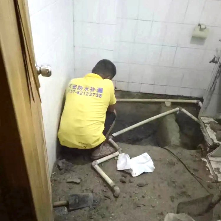 墻角滲漏補(bǔ)漏衛(wèi)生間堵漏工程正規(guī)公司樓面整體防水加固