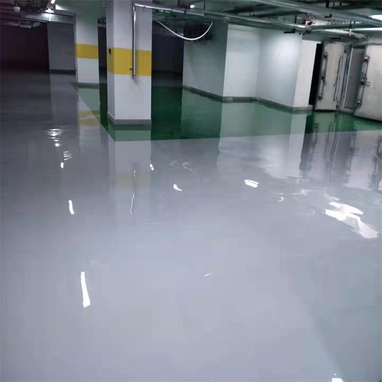 河北邢臺(tái)停車(chē)場(chǎng)環(huán)氧自流平地坪路面木地板PVC家裝商用施工