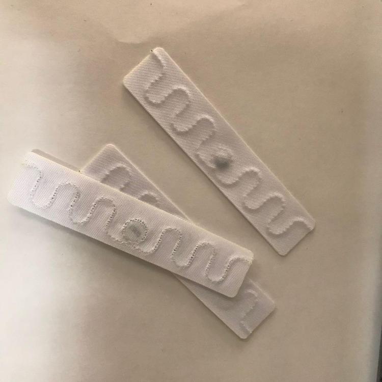 寧夏遠(yuǎn)距離RFID服裝床單標(biāo)簽NFC標(biāo)簽