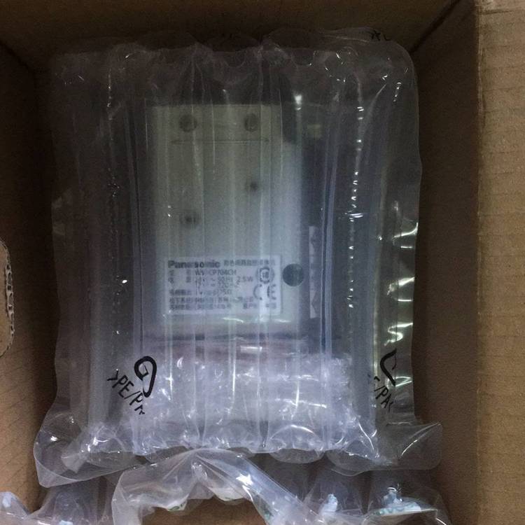 深圳發(fā)貨松下攝像機(jī)WV-CP724CH高溫攝像機(jī)寬動態(tài)攝像頭