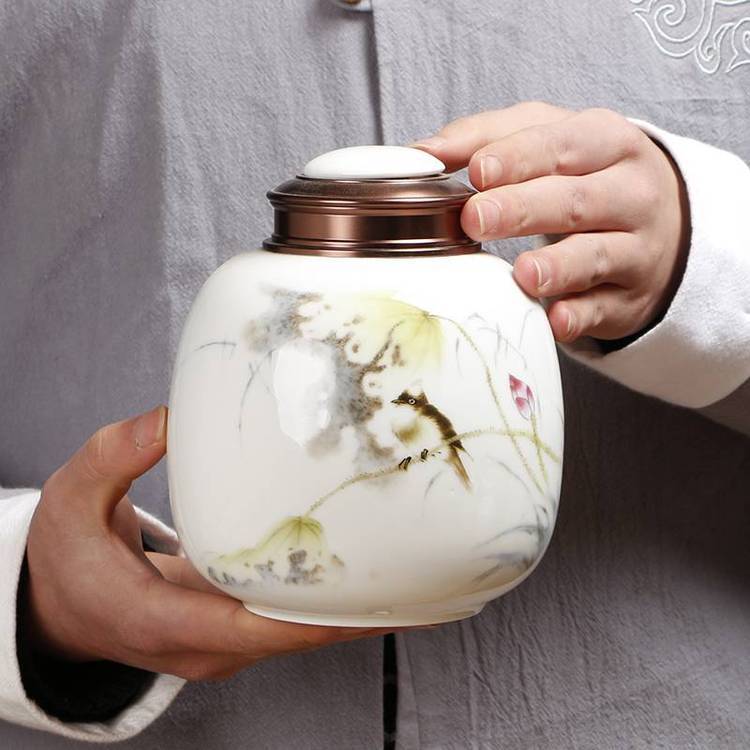 家用陶瓷茶葉罐密封罐半斤裝一斤裝小茶罐便攜式旅行存茶放茶罐子