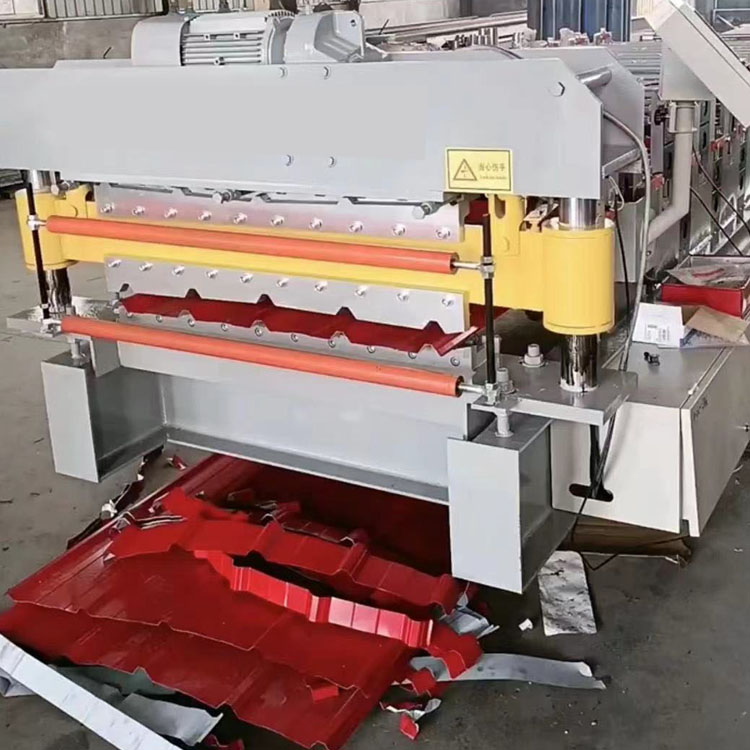 二手840-900雙層壓瓦機(jī)彩鋼成型機(jī)鐵皮瓦設(shè)備