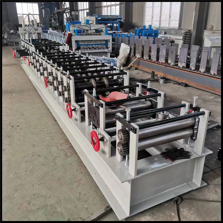 全自動(dòng)檁條機(jī)器80-300C型鋼成型機(jī)可調(diào)C型鋼機(jī)無(wú)極沖孔切斷