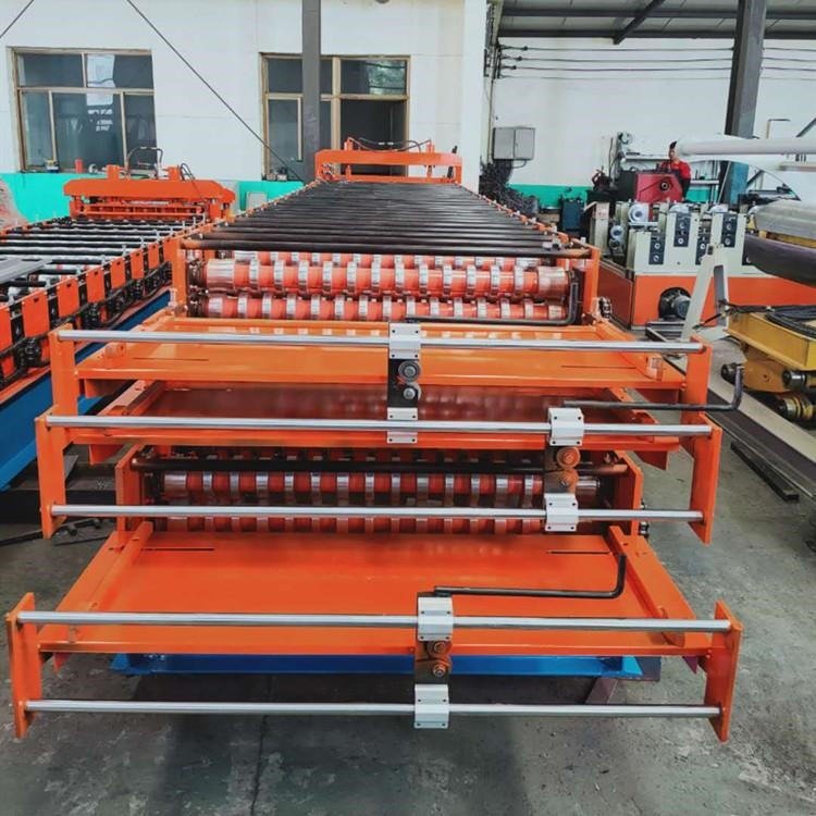 全自動(dòng)實(shí)心840\/900不銹鋼壓瓦機(jī)鋼結(jié)構(gòu)彩板成型機(jī)建筑圍擋板設(shè)備