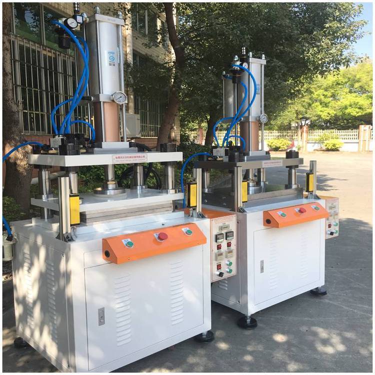 方天FT-10T鋰電池側(cè)板絕緣板熱壓機(jī)充電插頭壓裝機(jī)氣液增壓機(jī)