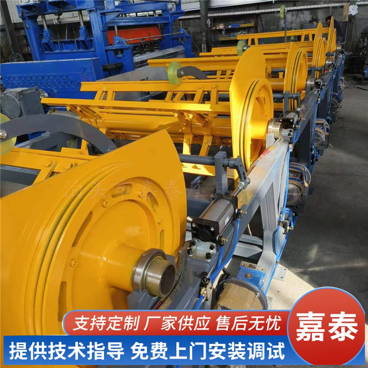 連體電動(dòng)上料架配激光切割的自動(dòng)送料機(jī)實(shí)現(xiàn)同步運(yùn)行
