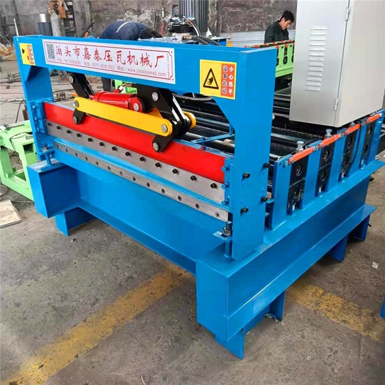 嘉泰壓瓦機(jī)數(shù)控剪板機(jī)剪板分條機(jī)設(shè)備電動(dòng)剪板設(shè)備可定制