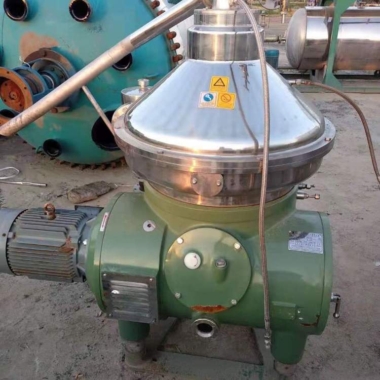 二手全自動化工碟式離心機固液分離運行平穩(wěn)