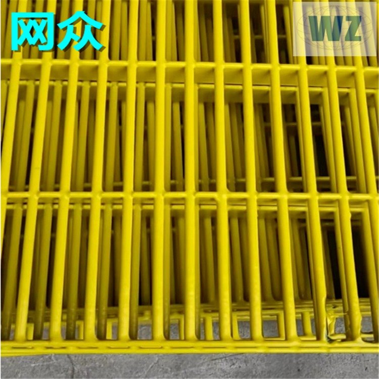 養(yǎng)鴿子都在用的鴿舍地網(wǎng)噴塑格柵板網(wǎng)眾鋼格板生產(chǎn)商