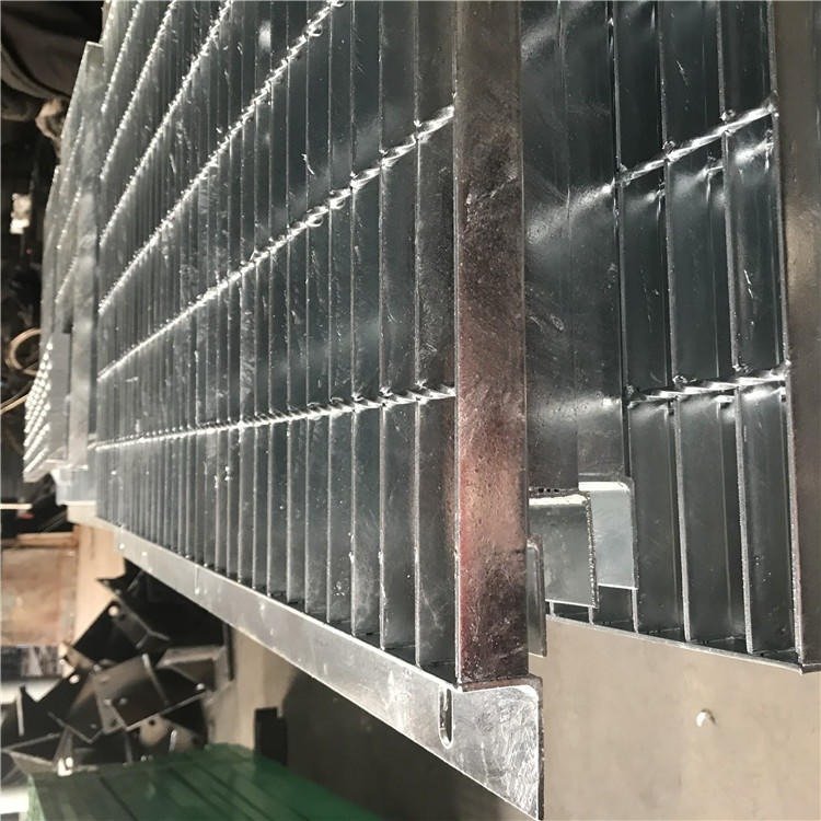 鍍鋅整流鋼格柵板電廠污水處理廠用防滑齒形溝蓋板定做網(wǎng)眾
