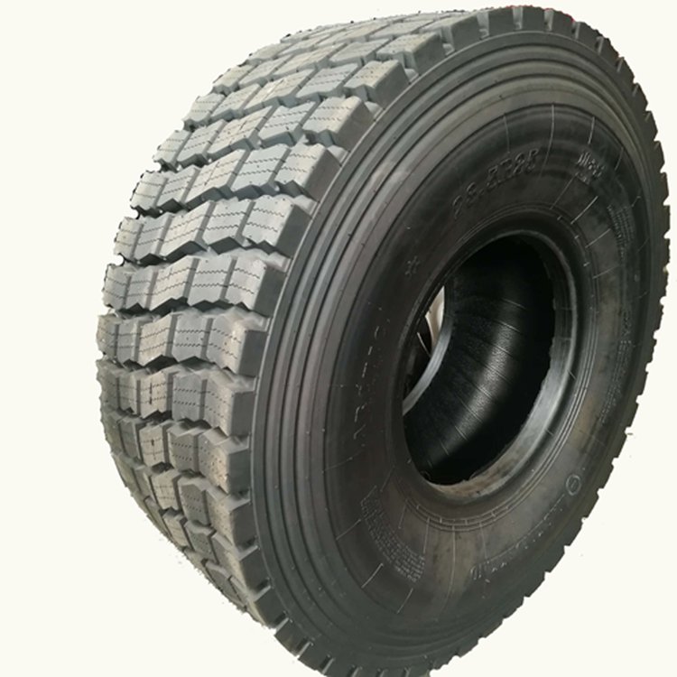 廠家現(xiàn)貨魯飛鏟車(chē)胎工程胎405\/70R20雪地胎405\/70-20