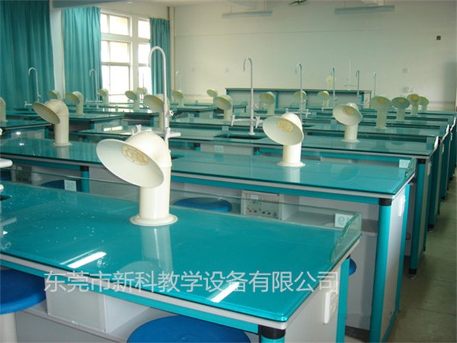 化學實驗室（鋼化璃玻）中學實驗室成套設備高質量標準高檔次高專業(yè)可靠
