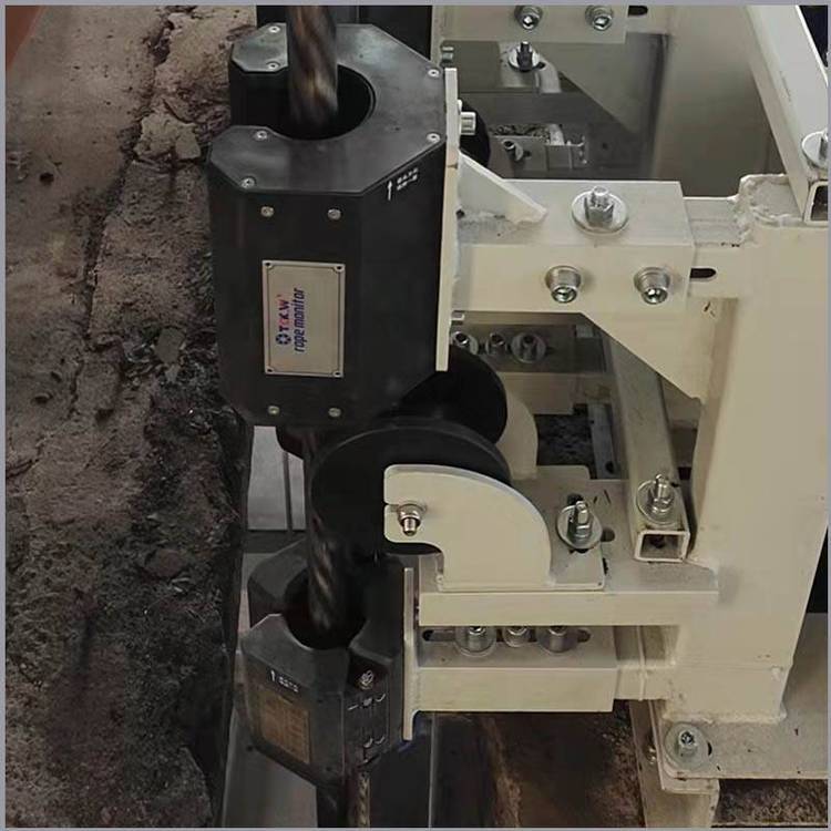 KJ983斜井主井鋼絲繩在線自動監(jiān)測設(shè)備