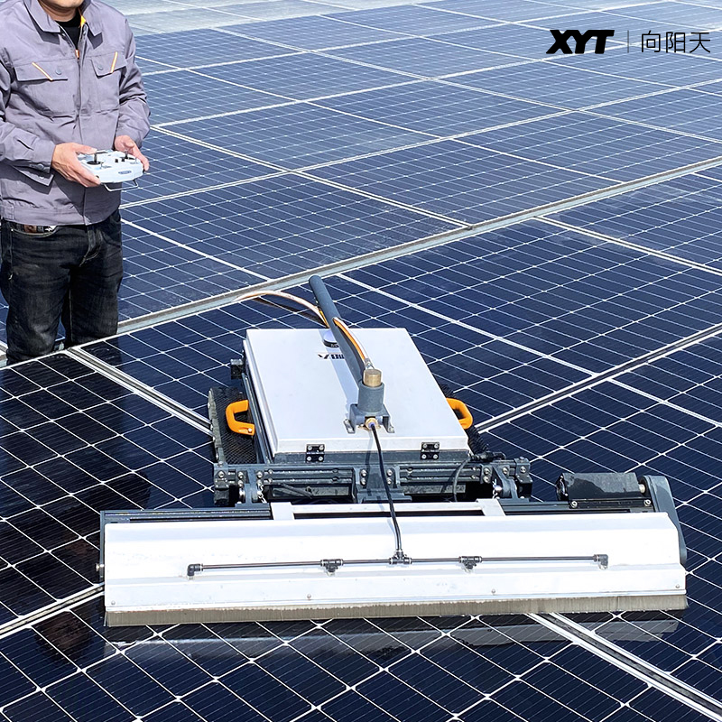 遙控履帶式光伏板清洗機器人光伏電站清洗設(shè)備太陽能板清洗機器