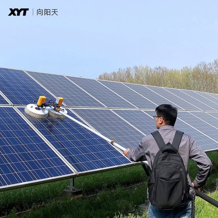 向陽(yáng)天雙頭光伏板清洗機(jī)太陽(yáng)能板清洗設(shè)備光伏電動(dòng)清洗機(jī)器人