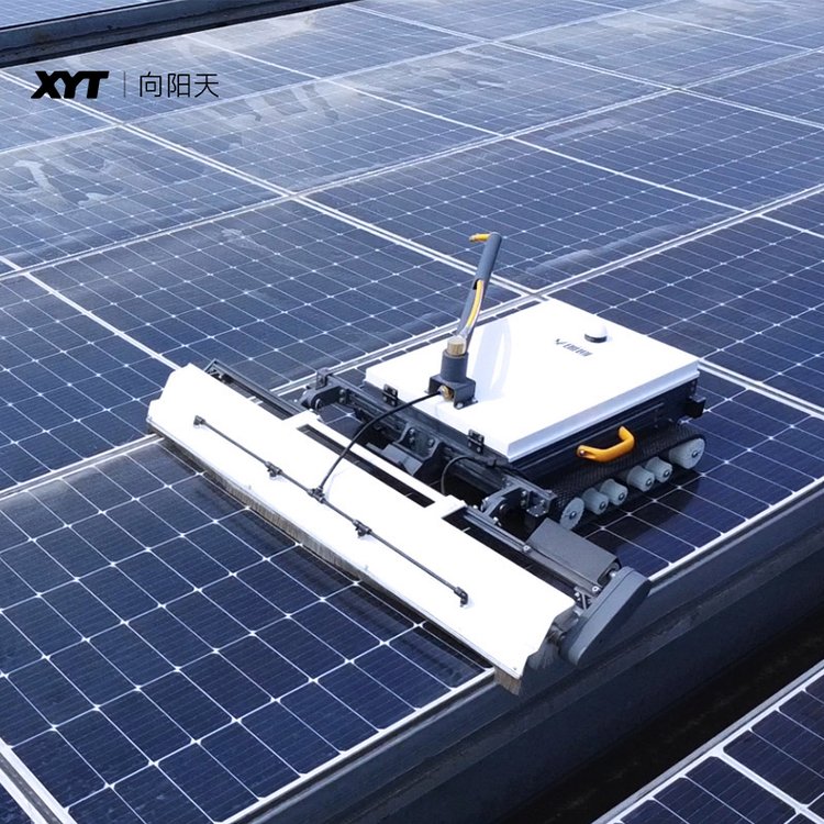 樓頂X7遙控光伏清洗機(jī)器人太陽(yáng)能發(fā)電板清洗機(jī)