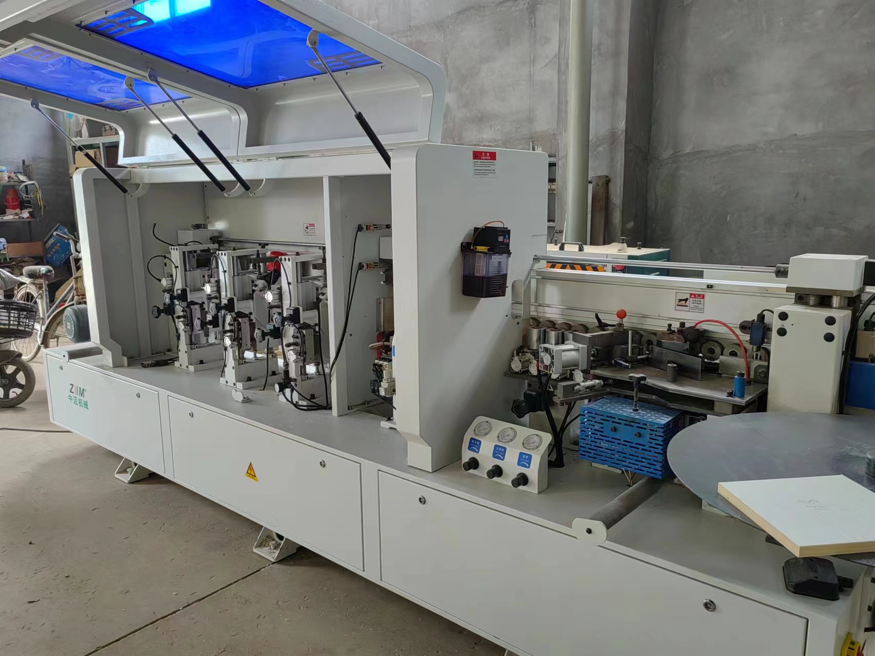 二手木工機(jī)械永亮機(jī)械出售中邁全自動雙修封邊機(jī)全屋定制設(shè)備