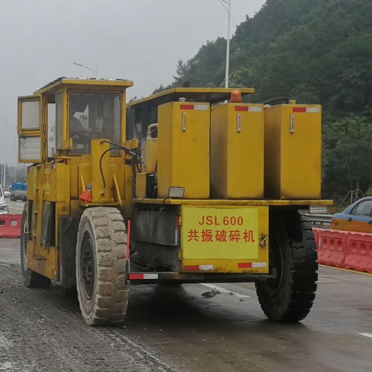 共振破碎機(jī)破碎效果強(qiáng)不強(qiáng)破碎效率高不高看巨盛機(jī)械設(shè)備