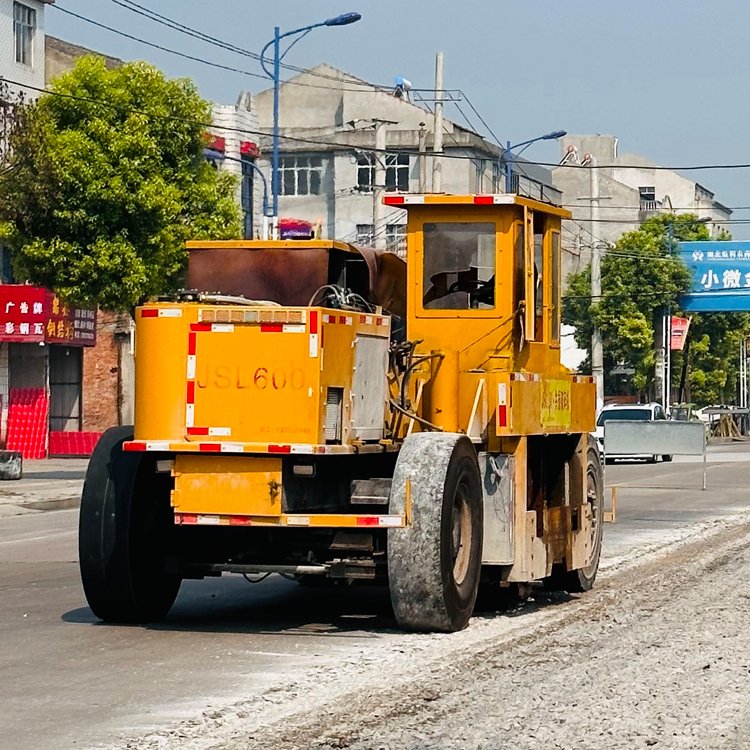 共振破碎機施工合作碎石化施工團隊質(zhì)量有保障