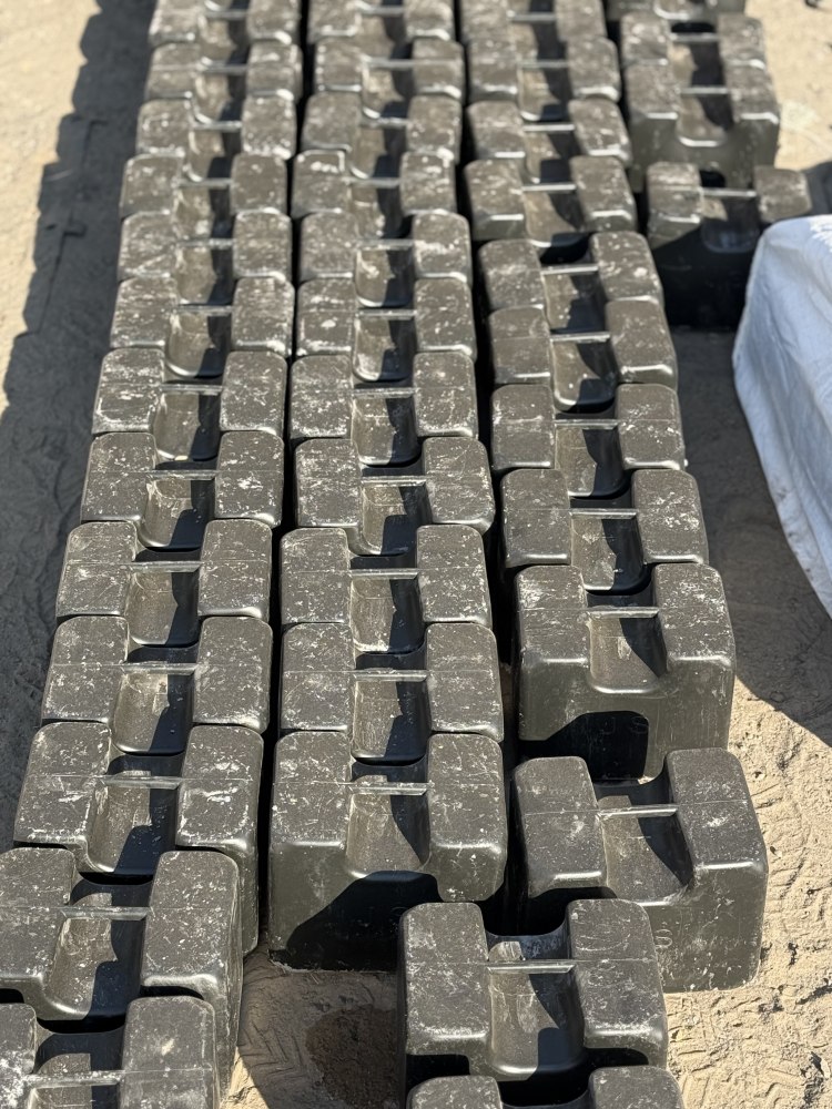 輸送機(jī)11kg尼龍鋼渣復(fù)合配重塊皮帶機(jī)15kg鑄鐵重錘塊