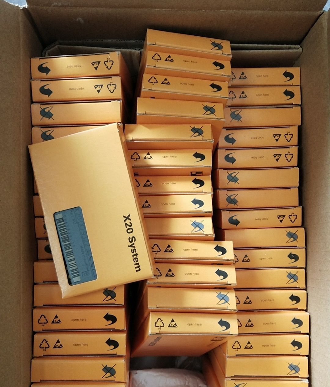 8AC120.60-1貝加萊編碼器通訊接口模塊，CPU自動(dòng)化