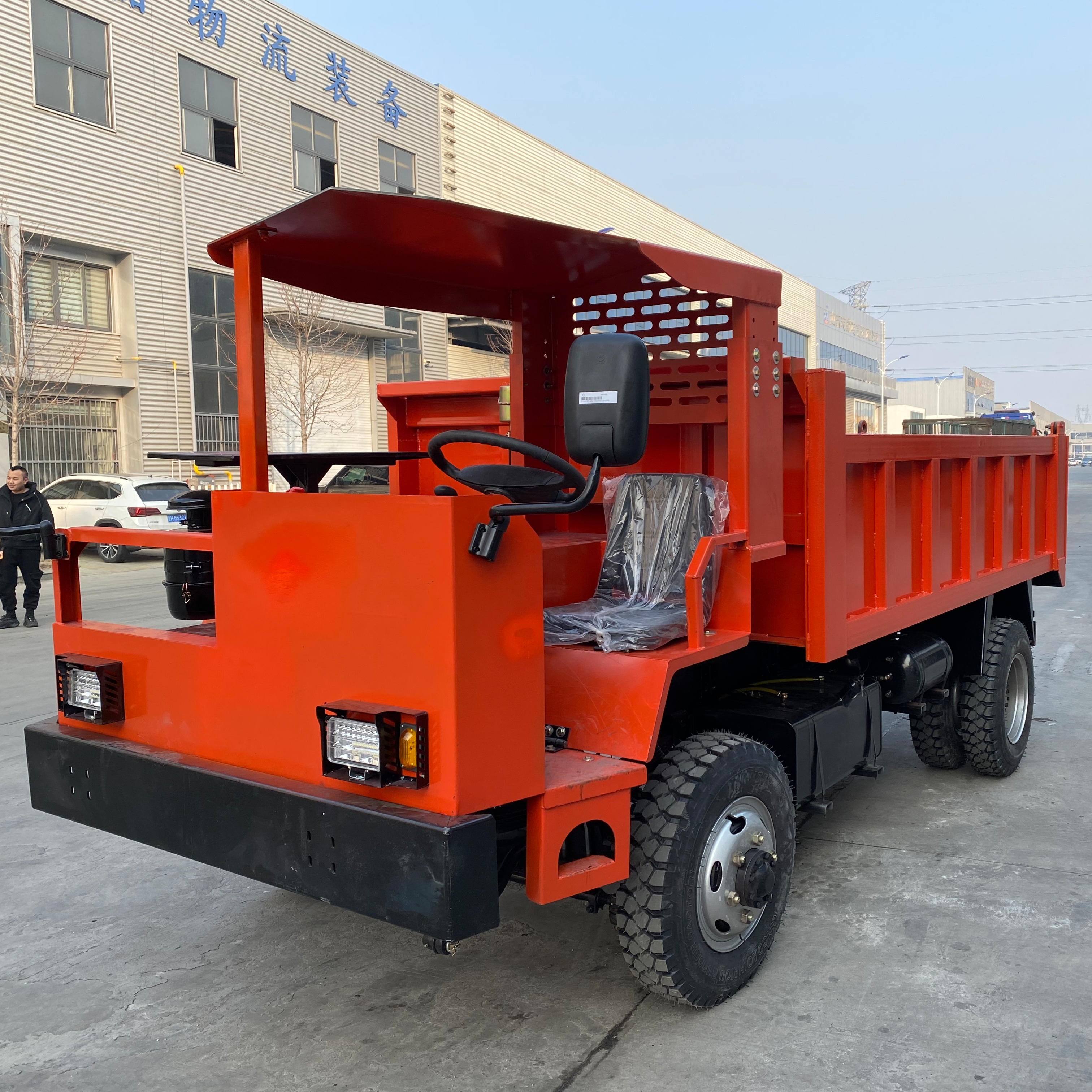 12噸井下運輸車四不像礦車多地形礦用運渣車轉(zhuǎn)彎靈活