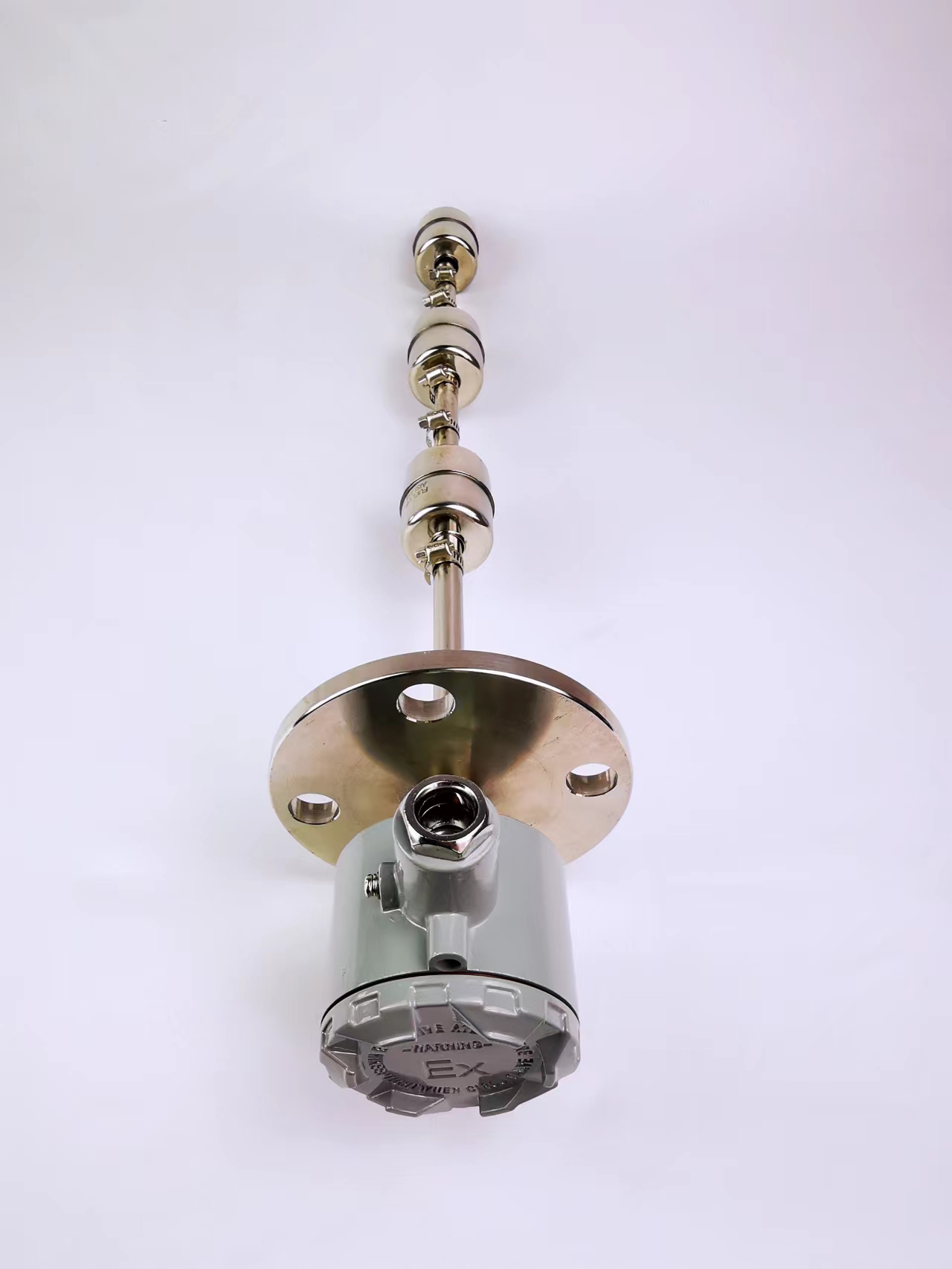側(cè)裝浮球液位計(jì)電纜型四線制環(huán)境環(huán)?？捎孟辔粌x表