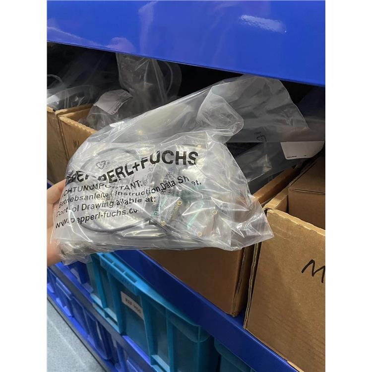 P F倍加福NBB8-18GM50-E0傳感器全新原裝現(xiàn)貨