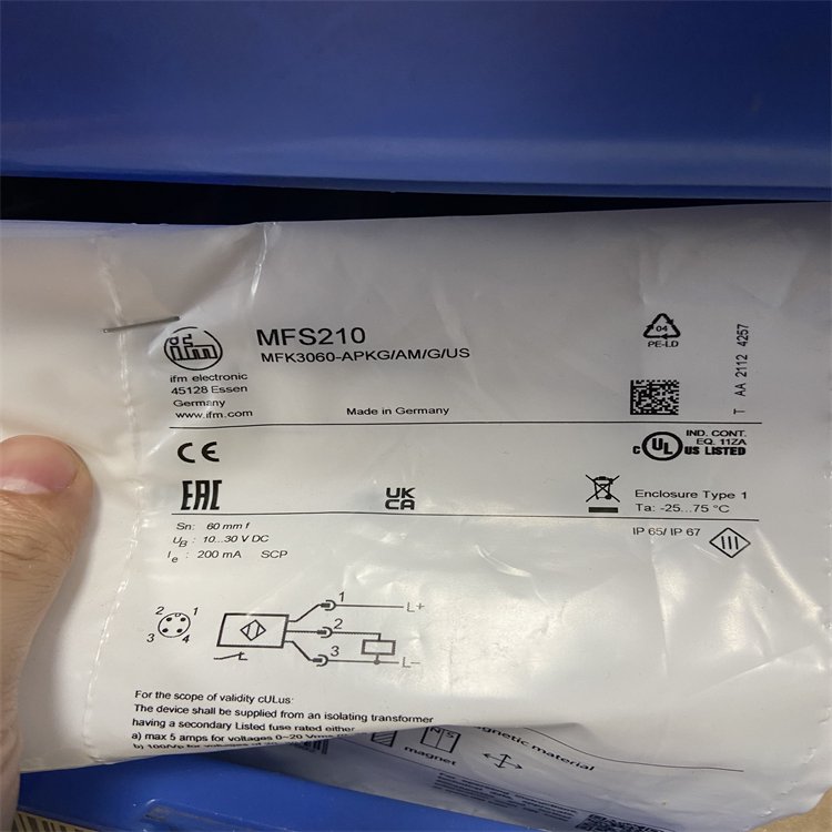 IFM【順豐包郵】電感式檢測開關IFC210